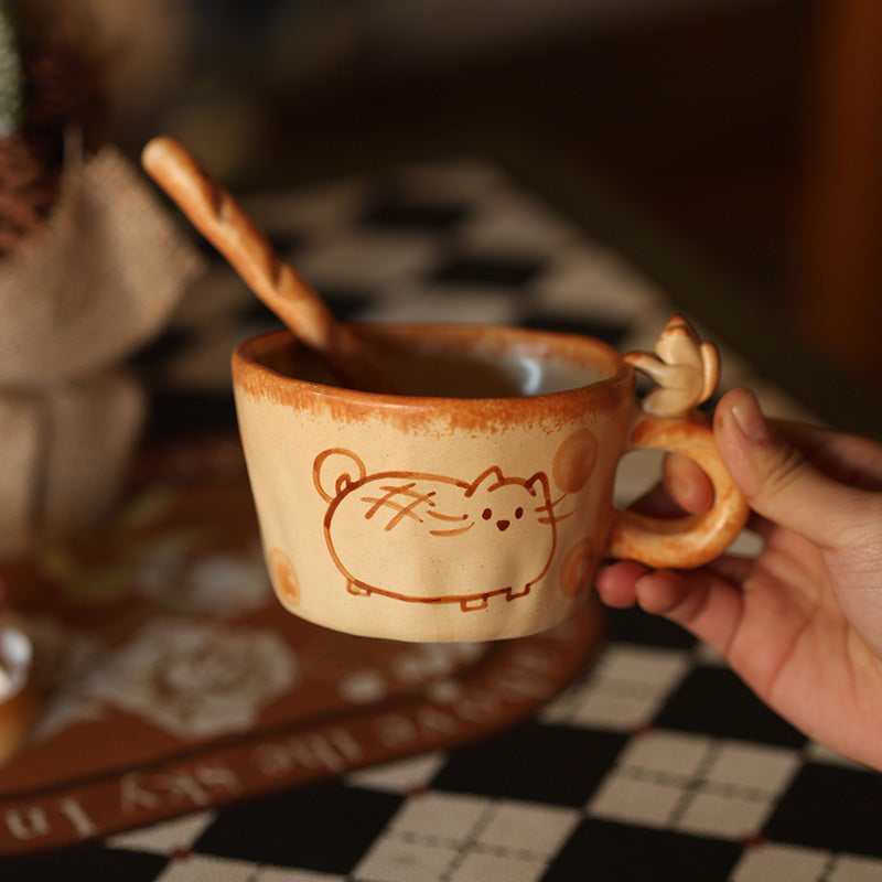 🐱 Handmade Vintage Ceramic Cat Mug Set 🐾 – Retro Artisan Coffee Cup with Cat-Tail Handle & Matching Tray